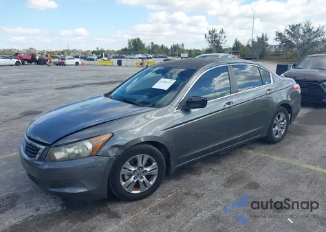 2009 Honda Accord 2.4 Lx z USA, uszkodzony, nr VIN JHMCP26359C017425